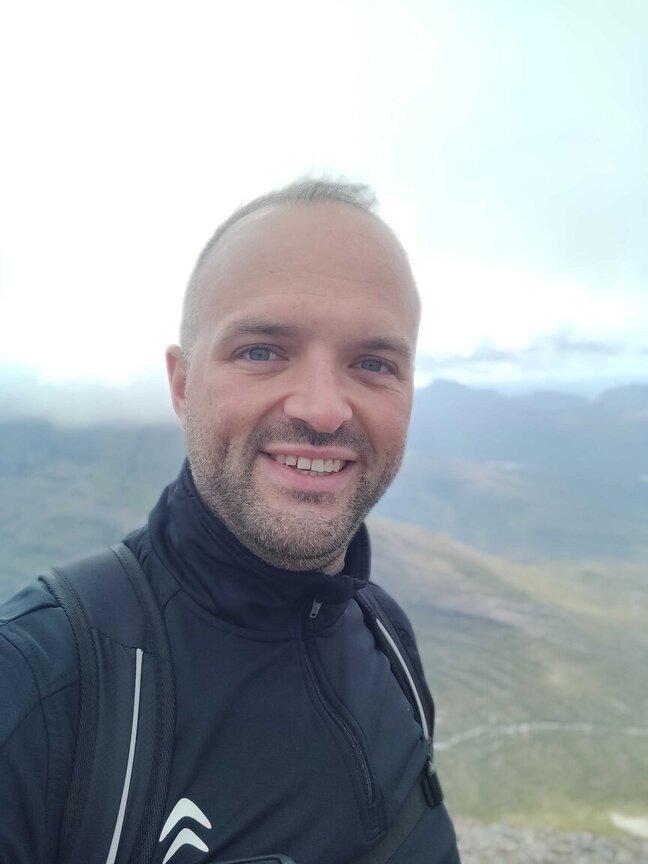 Headshot of Cantarus Senior Consultant, James